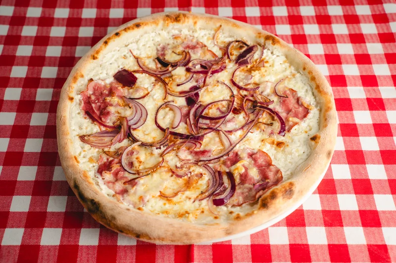 Füstös 1 Füstös